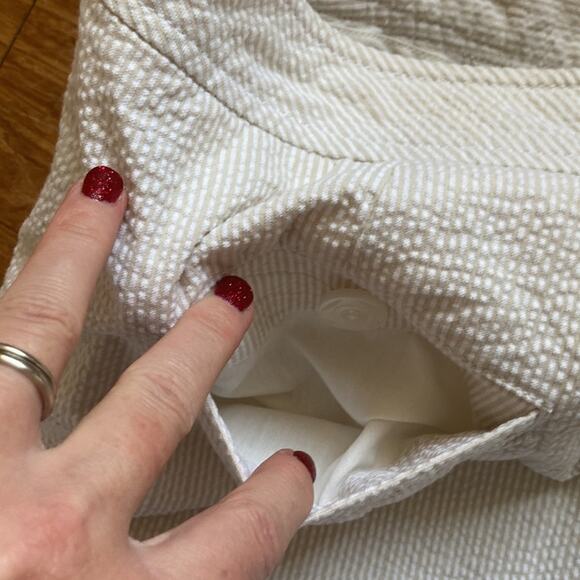 Dockers Cotton Seersucker Skort, Size 8 - Picture 6 of 9